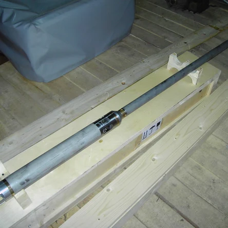 Скважинный пробоотборник